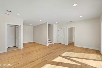 10 Aqua St, Lanesborough, MA 01237 - Photo 37