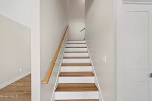 10 Aqua St, Lanesborough, MA 01237 - Photo 35