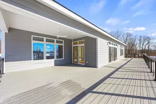 10 Aqua St, Lanesborough, MA 01237 - Photo 49