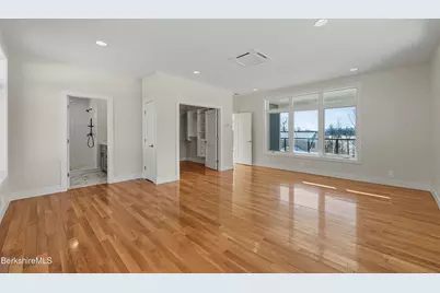 10 Aqua St, Lanesborough, MA 01237 - Photo 27