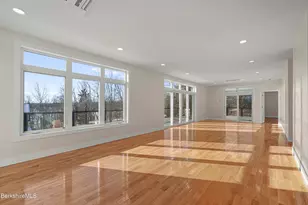 10 Aqua St, Lanesborough, MA 01237 - Photo 15