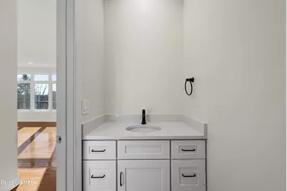 10 Aqua St, Lanesborough, MA 01237 - Photo 29