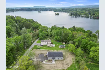 10 Aqua St, Lanesborough, MA 01237 - Photo 1