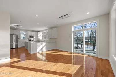 10 Aqua St, Lanesborough, MA 01237 - Photo 21