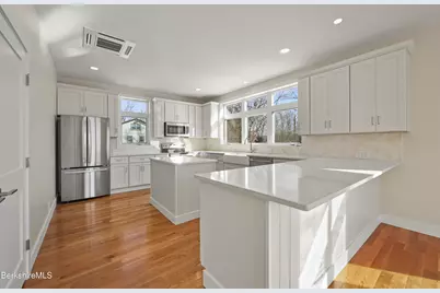 10 Aqua St, Lanesborough, MA 01237 - Photo 19