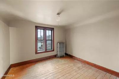 19-21 2nd St, Adams, MA 01220 - Photo 41