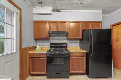 19-21 2nd St, Adams, MA 01220 - Photo 33