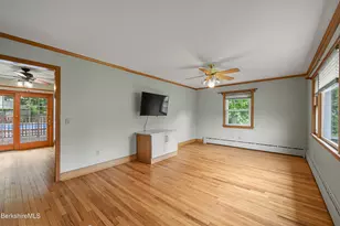 127 Gamwell Ave, Pittsfield, MA 01201 - Photo 11