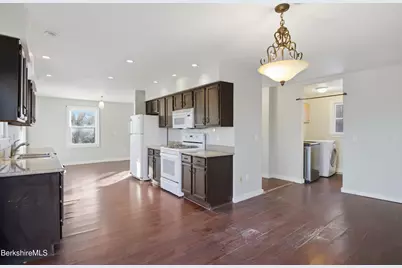 1 Clarkson Ave, Pittsfield, MA 01201 - Photo 9