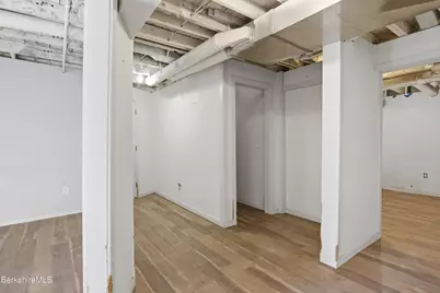 1 Clarkson Ave, Pittsfield, MA 01201 - Photo 31