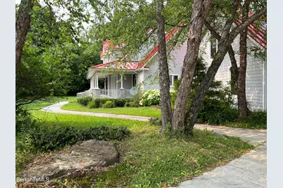 7 Poirot Rd, Florida, MA 01247 - Photo 3