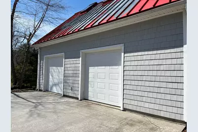 7 Poirot Rd, Florida, MA 01247 - Photo 9