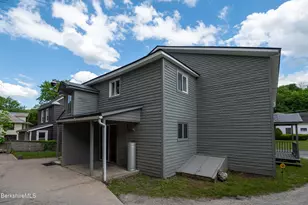 1057 Main St, Great Barrington, MA 01236 - Photo 5