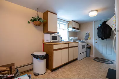 1057 Main St, Great Barrington, MA 01236 - Photo 33