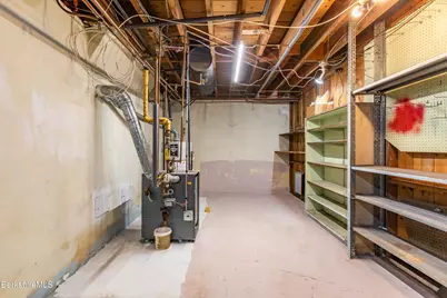 10 Marlboro Dr, Pittsfield, MA 01201 - Photo 25