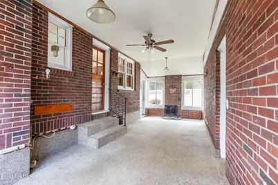 10 Marlboro Dr, Pittsfield, MA 01201 - Photo 29