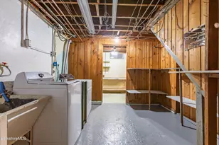 10 Marlboro Dr, Pittsfield, MA 01201 - Photo 23