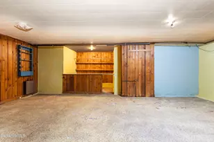 10 Marlboro Dr, Pittsfield, MA 01201 - Photo 21