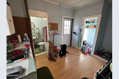 376 Union St, North Adams, MA 01247 - Photo 7