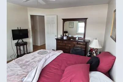 18 Bieniek Ave, Adams, MA 01220 - Photo 13