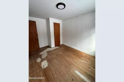 104 Belden St, Williamstown, MA 01267 - Photo 11