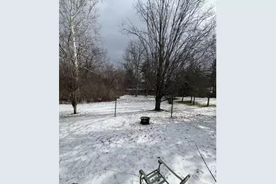 104 Belden St, Williamstown, MA 01267 - Photo 15