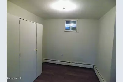 286 Walnut St, North Adams, MA 01247 - Photo 19
