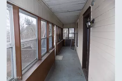 286 Walnut St, North Adams, MA 01247 - Photo 15