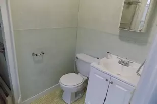 286 Walnut St, North Adams, MA 01247 - Photo 9