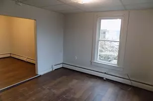 286 Walnut St, North Adams, MA 01247 - Photo 17