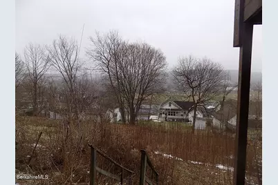 286 Walnut St, North Adams, MA 01247 - Photo 23