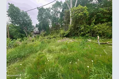 77 Front St, North Adams, MA 01247 - Photo 15