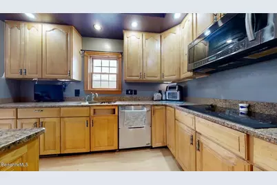 867 Notch Rd, Cheshire, MA 01225 - Photo 11