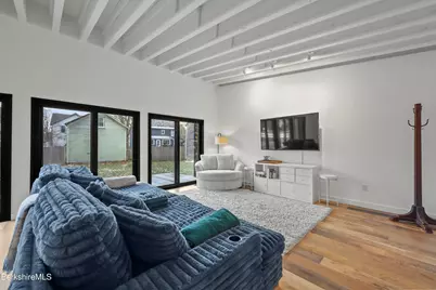 87 Maple St, Williamstown, MA 01267 - Photo 11