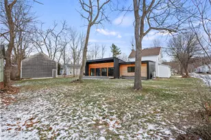 87 Maple St, Williamstown, MA 01267 - Photo 37