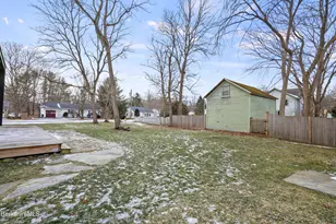 87 Maple St, Williamstown, MA 01267 - Photo 39