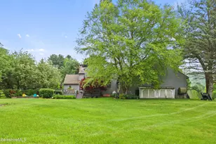 135 East St, Lee, MA 01238 - Photo 43