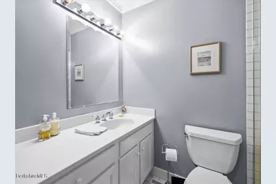 34 Jerome Dr, Williamstown, MA 01267 - Photo 23