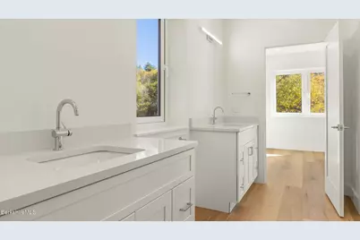 542 Water St, Williamstown, MA 01267 - Photo 19