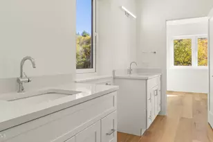 542 Water St, Williamstown, MA 01267 - Photo 19