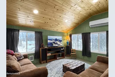 750-760 S State Rd, Cheshire, MA 01225 - Photo 7