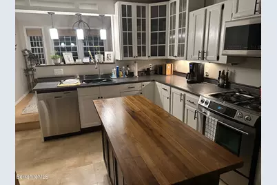 43 Chapman Rd, Pittsfield, MA 01201 - Photo 11