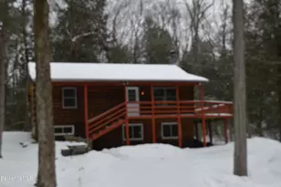 859 Moberg Rd, Becket, MA 01223 - Photo 3