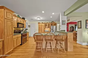 177 Thornliebank Rd, Williamstown, MA 01267 - Photo 21