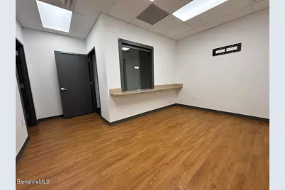 34 Bridge St, Great Barrington, MA 01230 - Photo 19