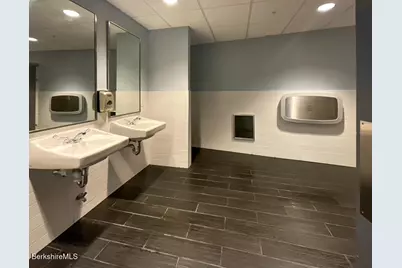 34 Bridge St, Great Barrington, MA 01230 - Photo 29