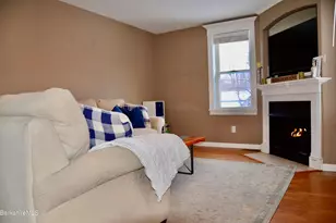 639 Lakeway Dr, Pittsfield, MA 01201 - Photo 3