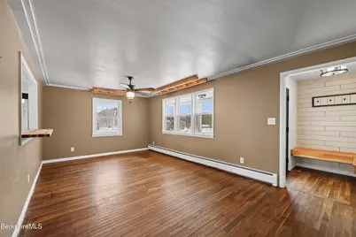 290 East Center St, Lee, MA 01238 - Photo 9