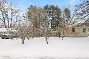 24 Pleasantview Dr, Dalton, MA 01226 - Photo 39