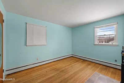 24 Pleasantview Dr, Dalton, MA 01226 - Photo 23